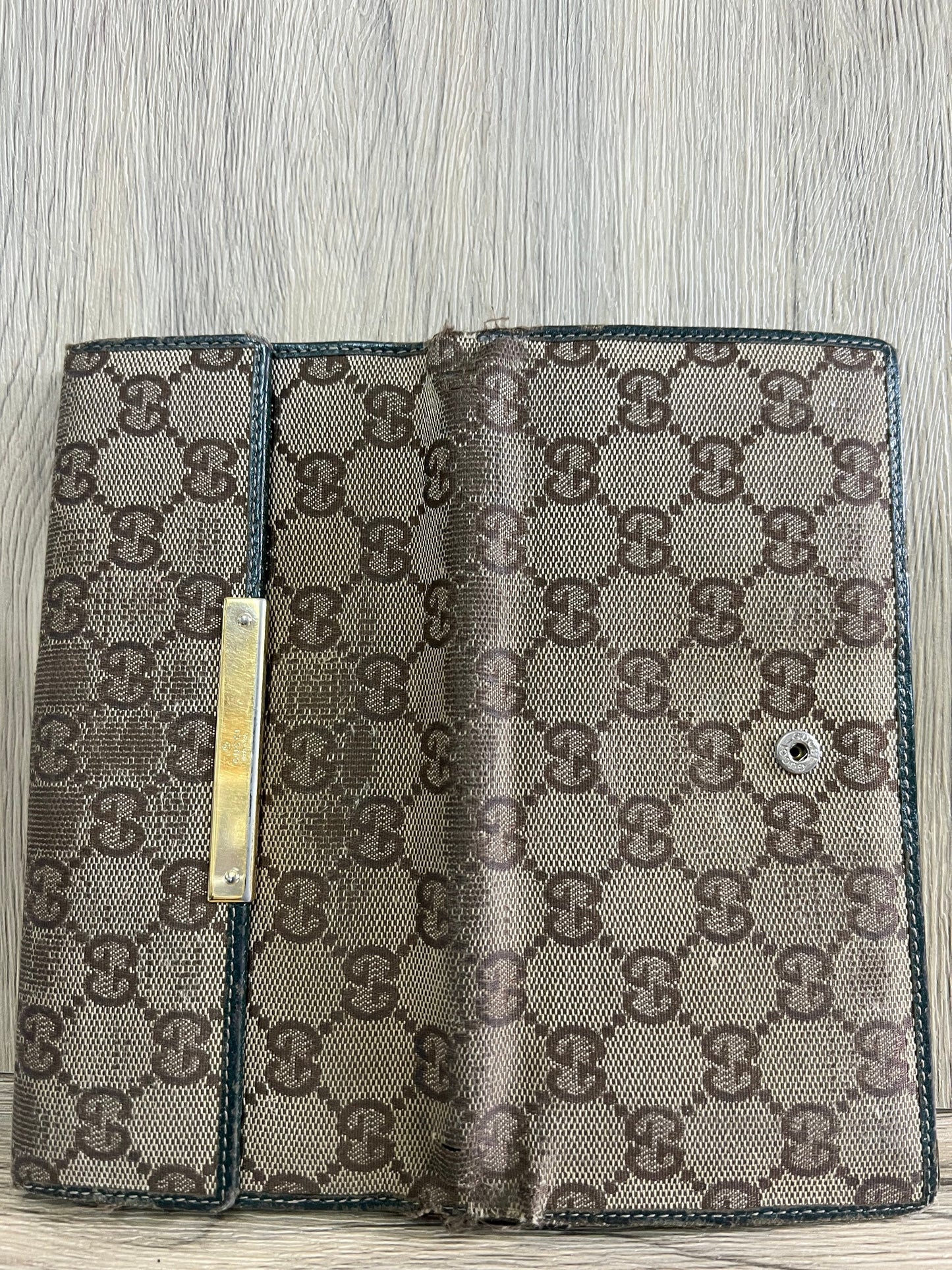 Gucci 復古錢包 18 寬 x 10 高厘米（22 年 6 月 3 日 BBW25）