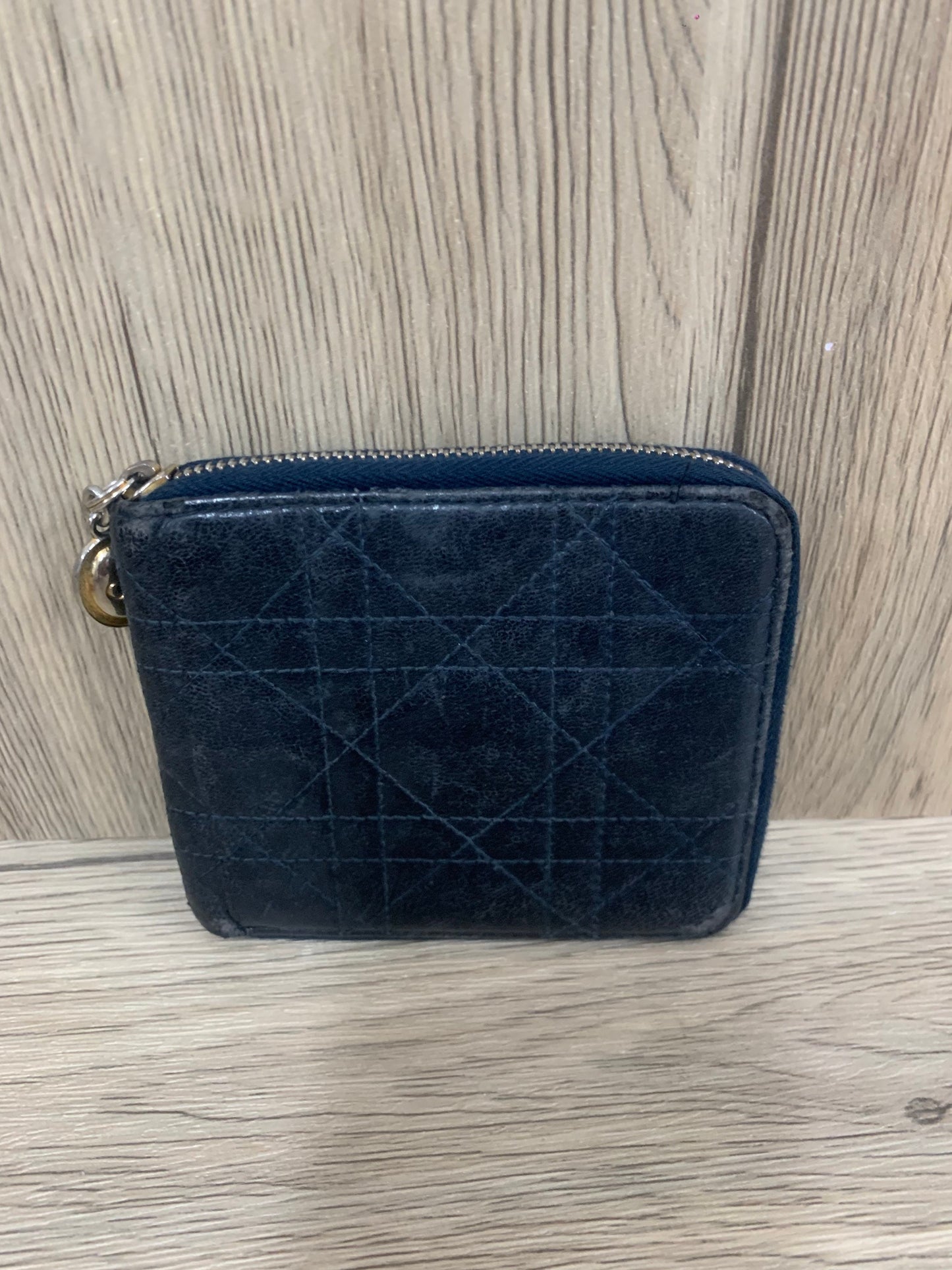 Christian Dior  11w x 10H x 22cm (13 Jun -Bbw65)