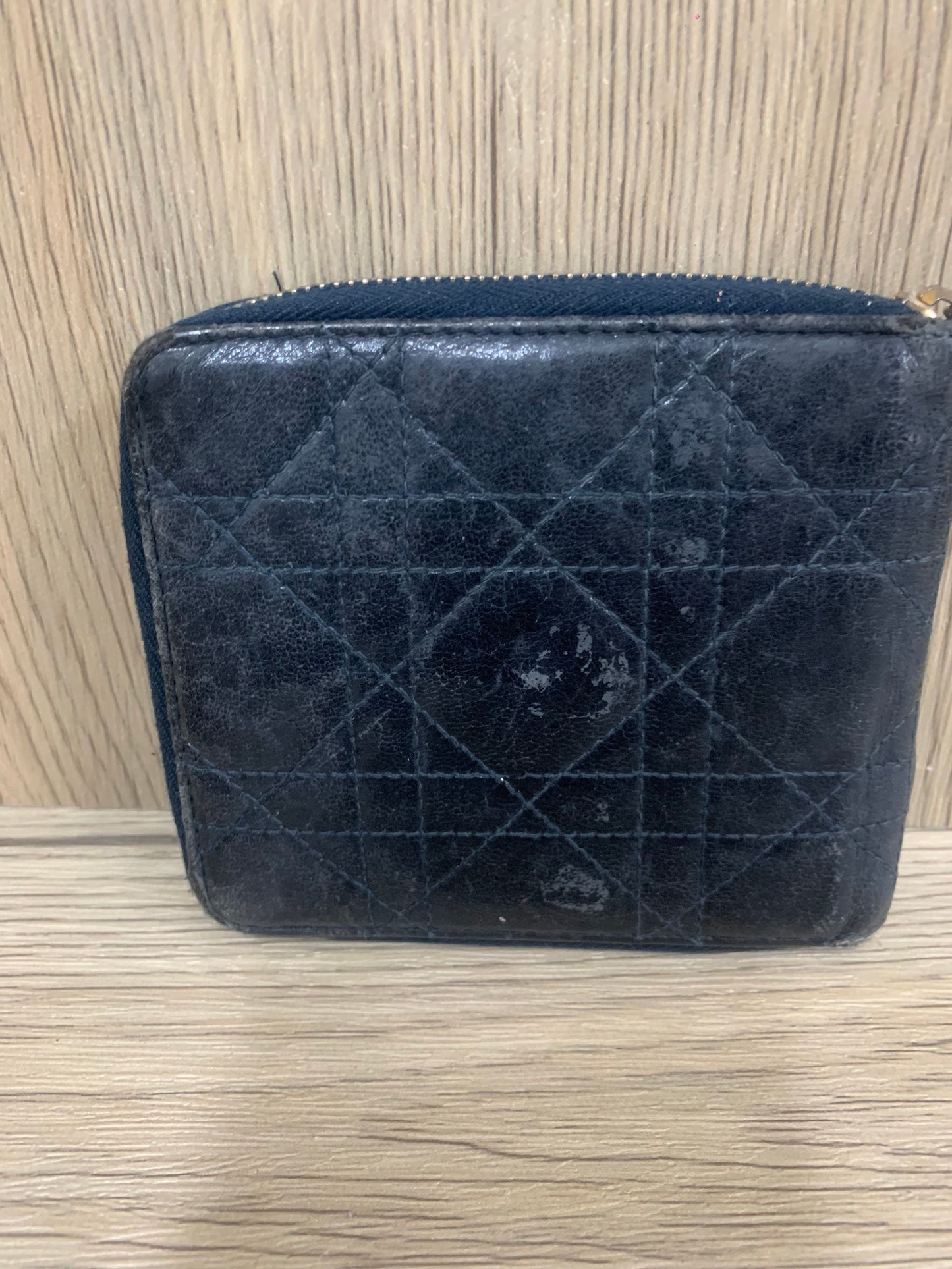 Christian Dior  11w x 10H x 22cm (13 Jun -Bbw65)