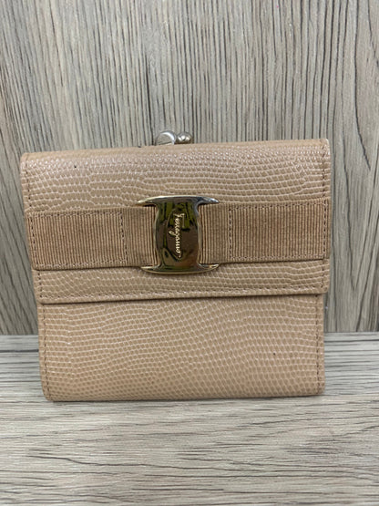 Vintage Ferragamo wallet W11 x H11 x 23.5cm (13 Jun 22 BBw34 22)